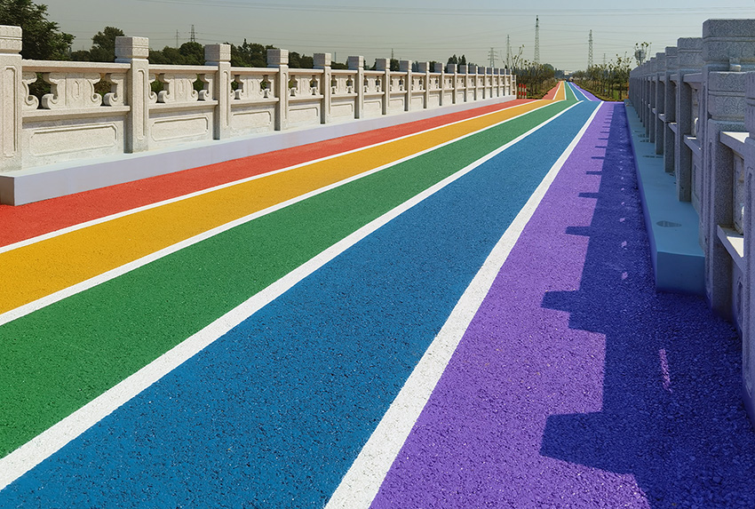 ͸ˮ������·���ɫ